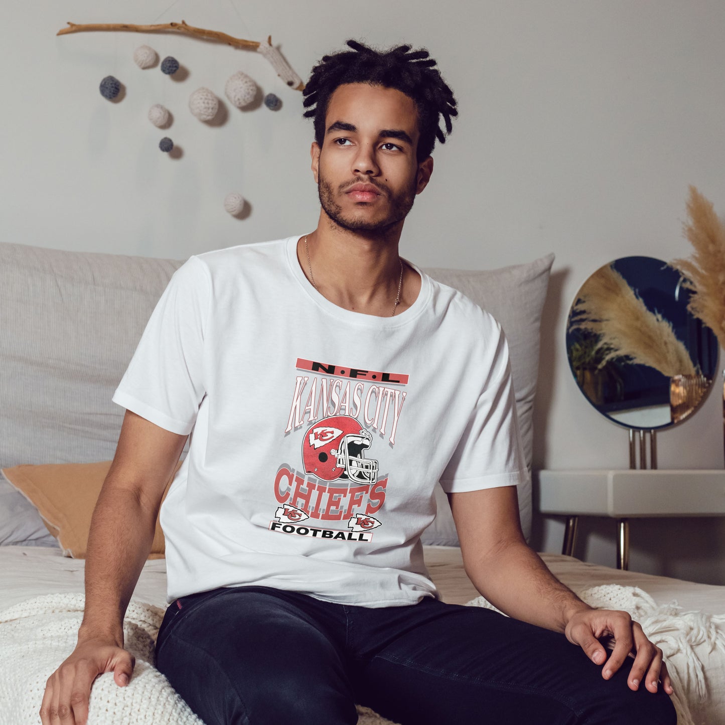 Kansas City Chiefs T-Shirt – Vintage NFL Football Tee