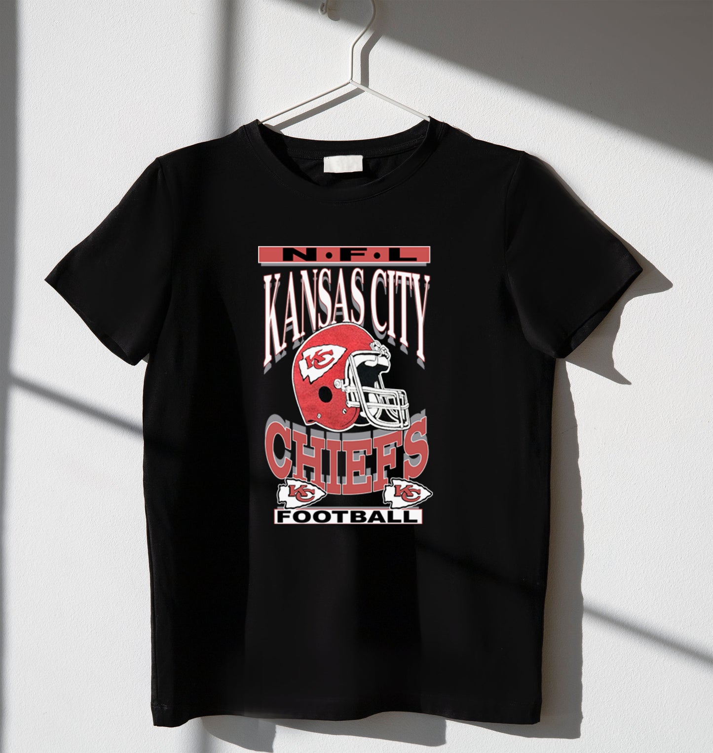 Kansas City Chiefs T-Shirt – Vintage NFL Football Tee